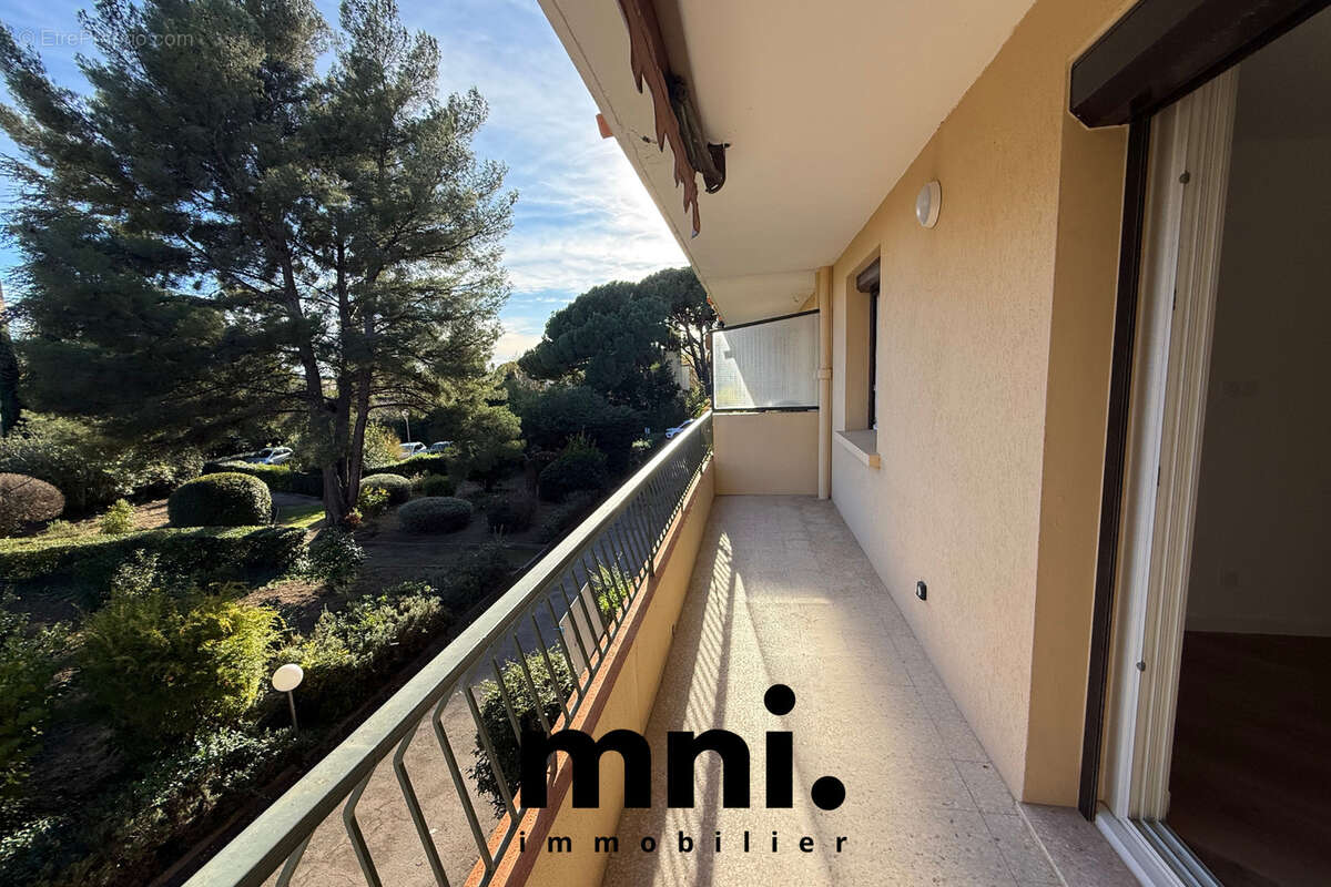 Appartement à SIX-FOURS-LES-PLAGES