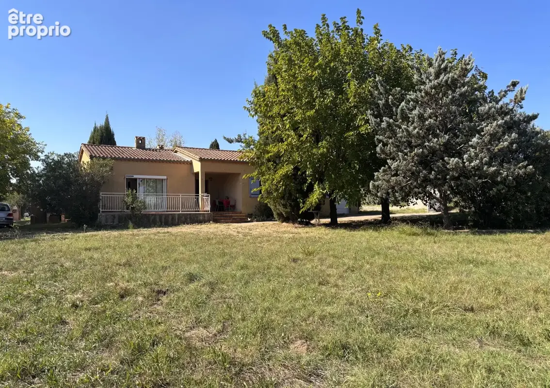 Villa de 4 pieces avec garage sur 10.000 m2 - photo 2