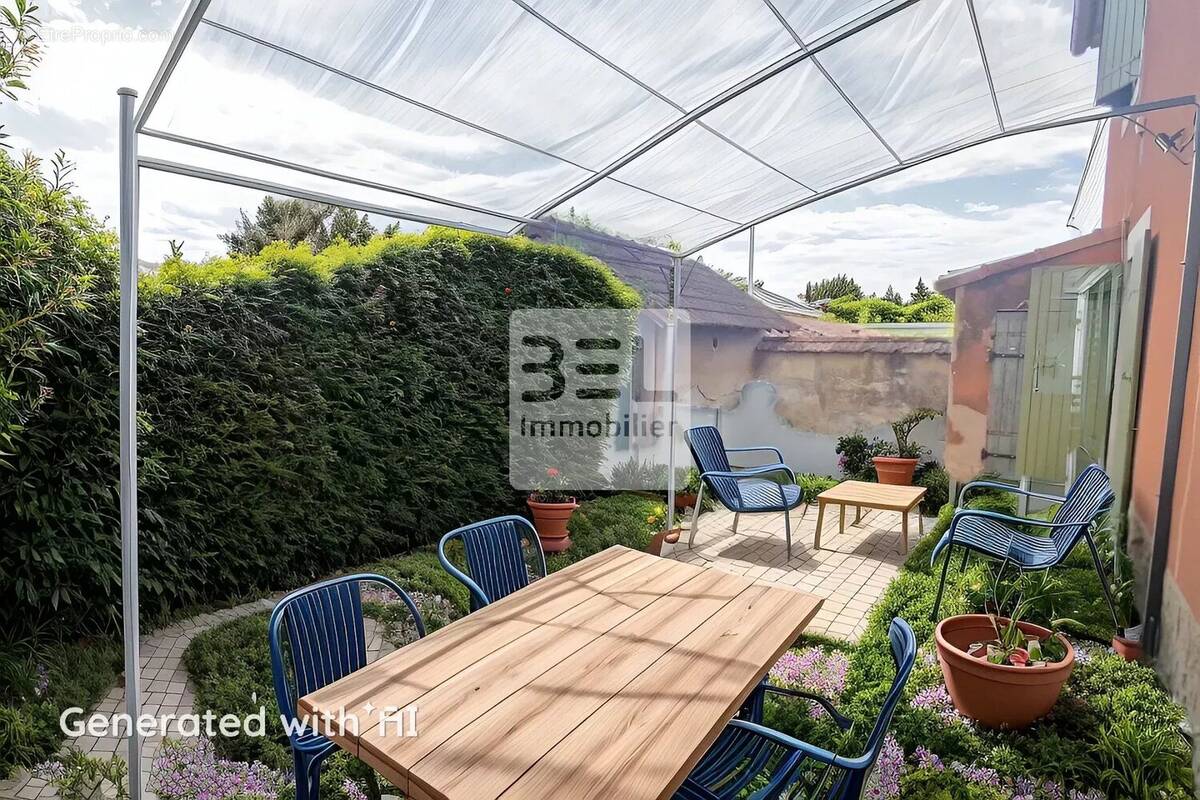 Appartement à CAIRANNE