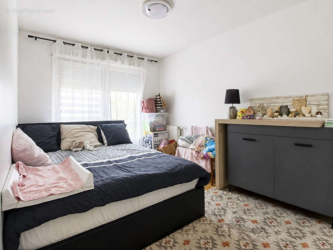 Appartement à BUSSY-SAINT-GEORGES