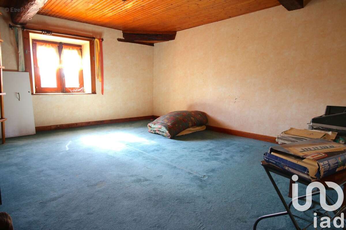 Maison 179 m² à Ambert  - photo 9