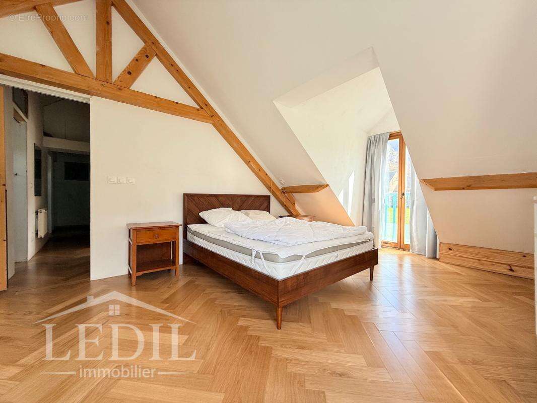 Maison à CAMPAN