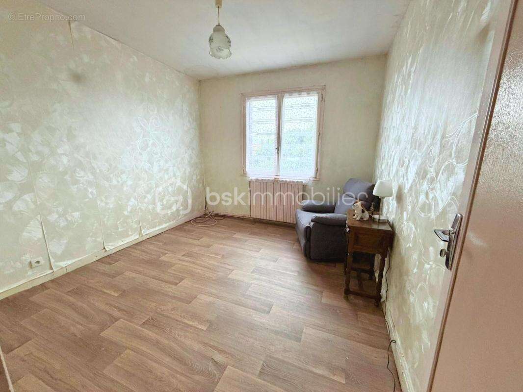 Maison à SAINT-BONNET-DE-MURE