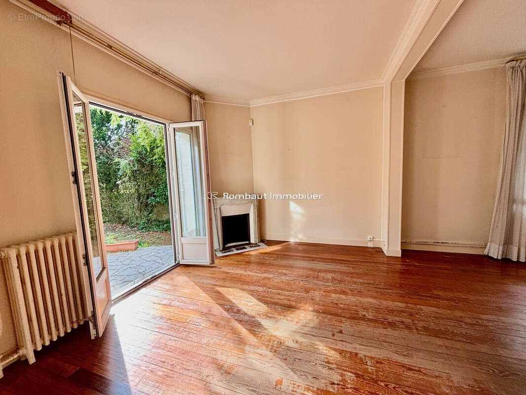 Maison à LA CELLE-SAINT-CLOUD