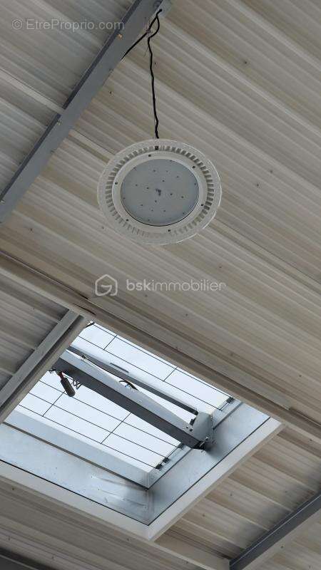 Commerce à SAINT-QUENTIN