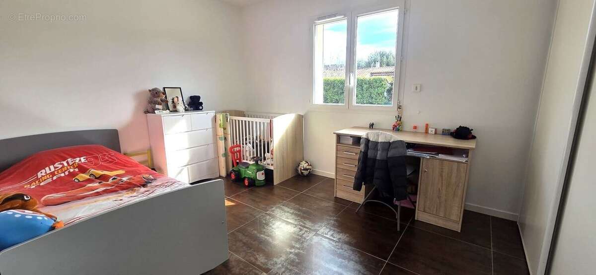 Maison à CUGES-LES-PINS