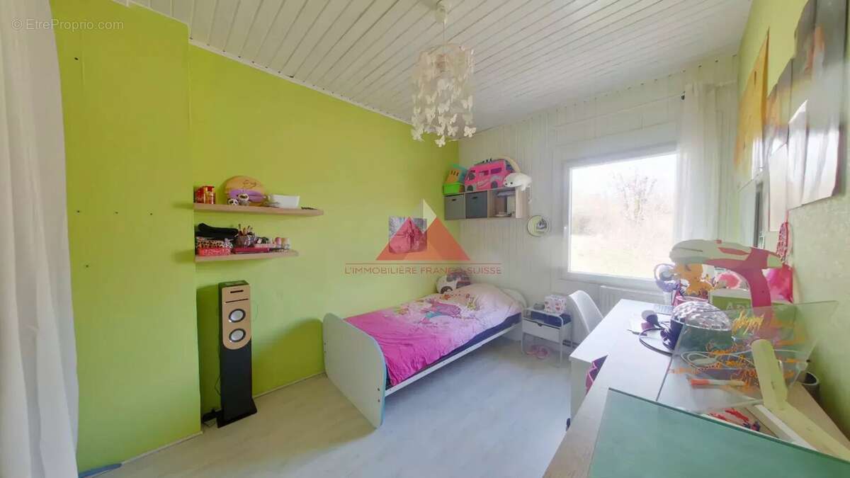 Maison à SAINT-LAURENT-EN-GRANDVAUX