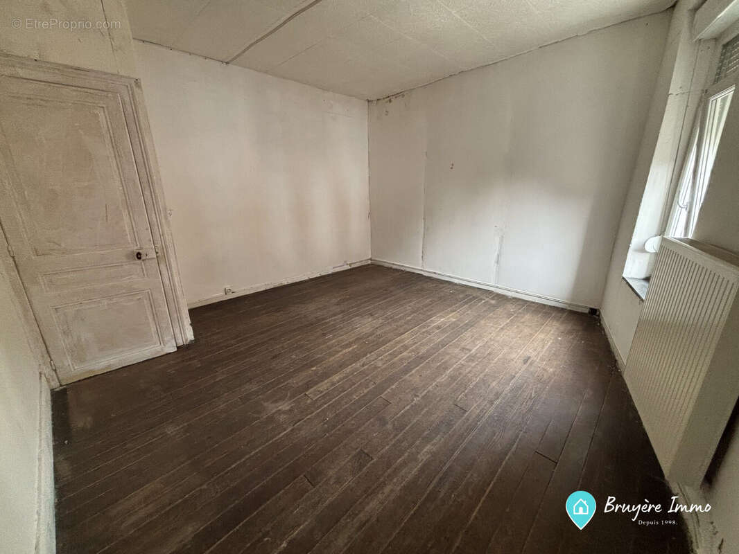 Maison 100 m² à Hirson  - photo 3