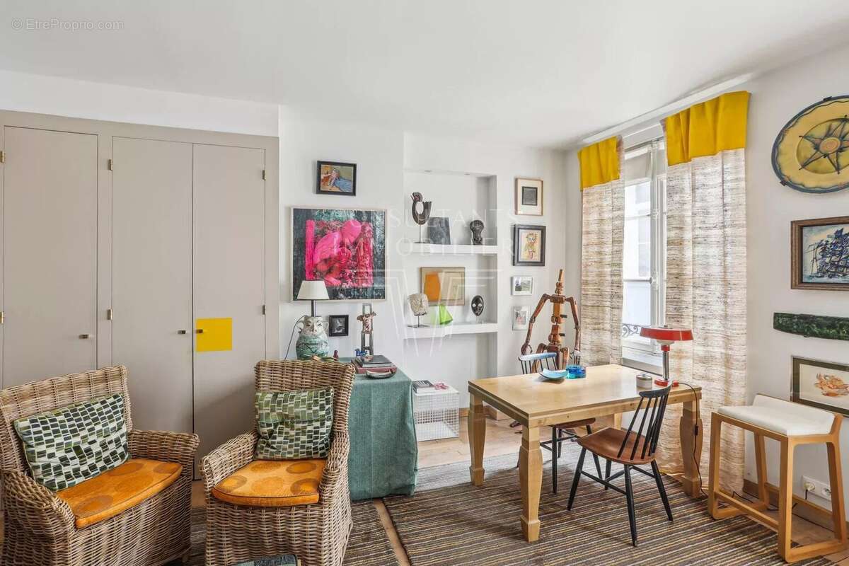 Appartement à PARIS-6E