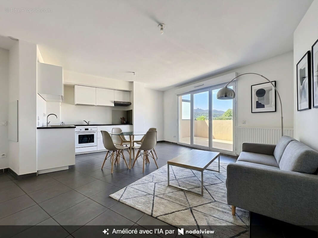 Appartement Gardanne 3 pièce(s) 60 m2 - photo 2