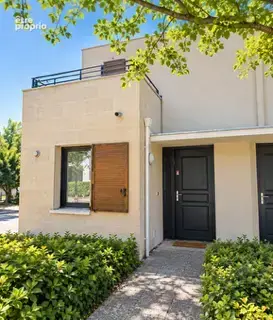 Le BOUSCAT - Proche Centre - Petite Copro - Maison T3 en duplex (65m2) avec Terrasse - Jardin et 2 places de p - photo 3