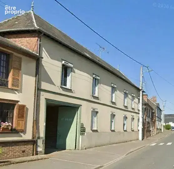 Appartement à FEUQUIERES