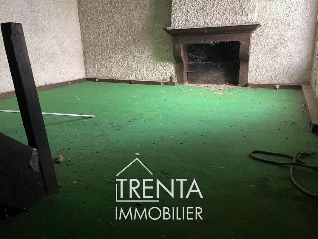 Maison à SAINT-JEAN-DE-MOIRANS