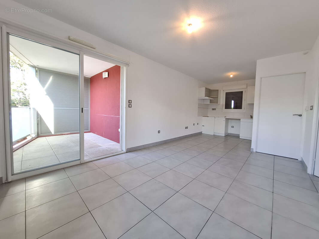 Appartement à MAUGUIO