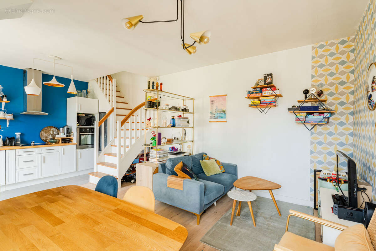 Appartement à LA GARENNE-COLOMBES