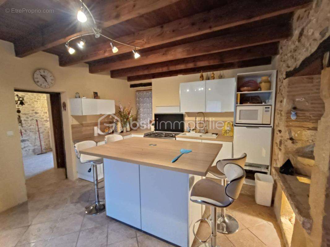 Maison à MONPAZIER