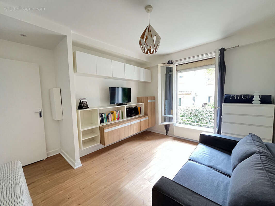 Appartement à SURESNES