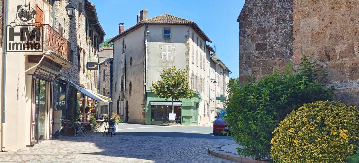 n°2 - Appartement à ROCHECHOUART