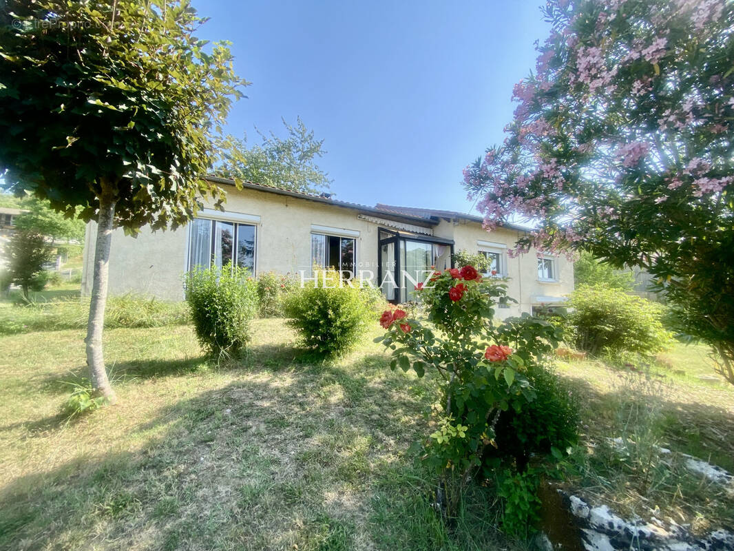 Maison à CASTILLON-LA-BATAILLE