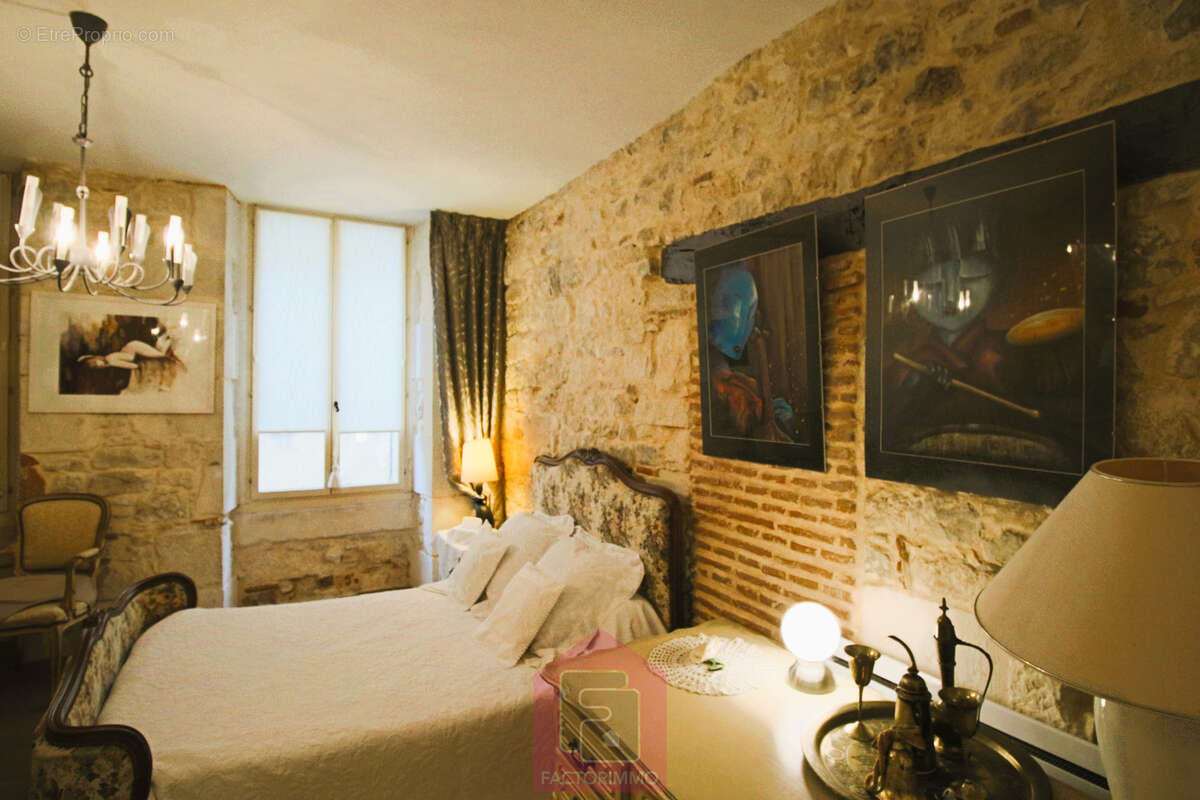 Maison à PUY-L'EVEQUE