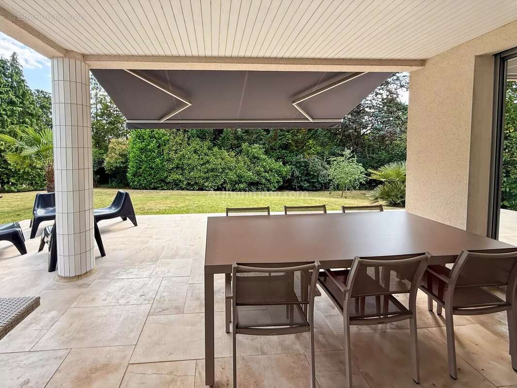 Maison à SOISY-SUR-SEINE