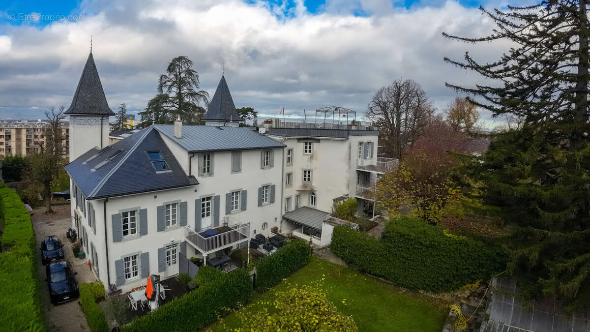 Appartement à VETRAZ-MONTHOUX