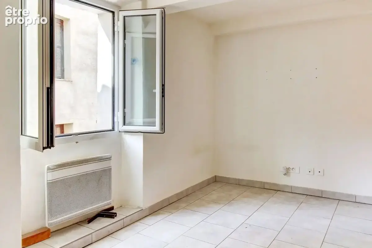 Maison de village en très bon état - ROQUESTÉRON - photo 6