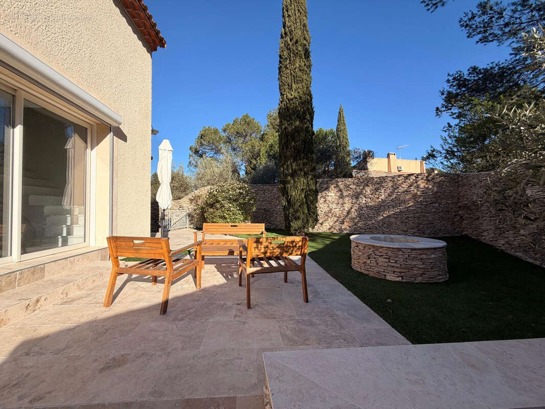 Maison à NIMES