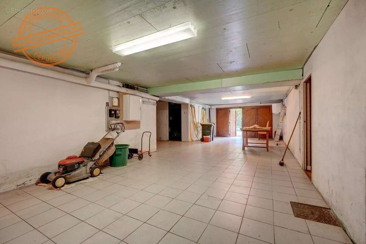 Maison à SAINT-CYR-AU-MONT-D'OR