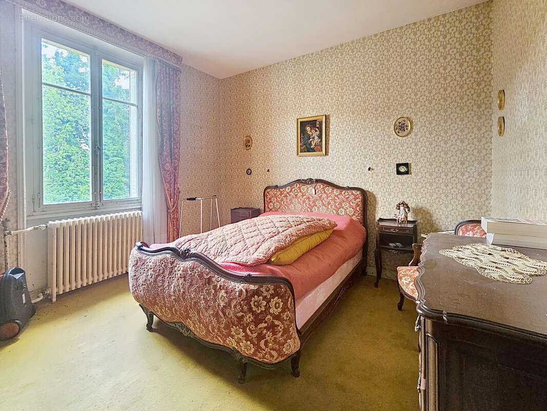Maison de ville - beau potentiel - photo 5