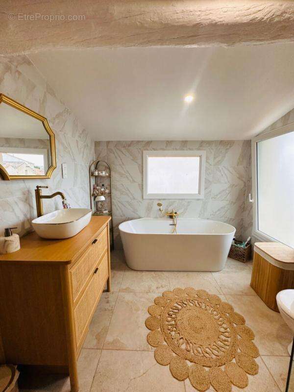 Maison  plus appartement de 186.42 m2 - photo 4