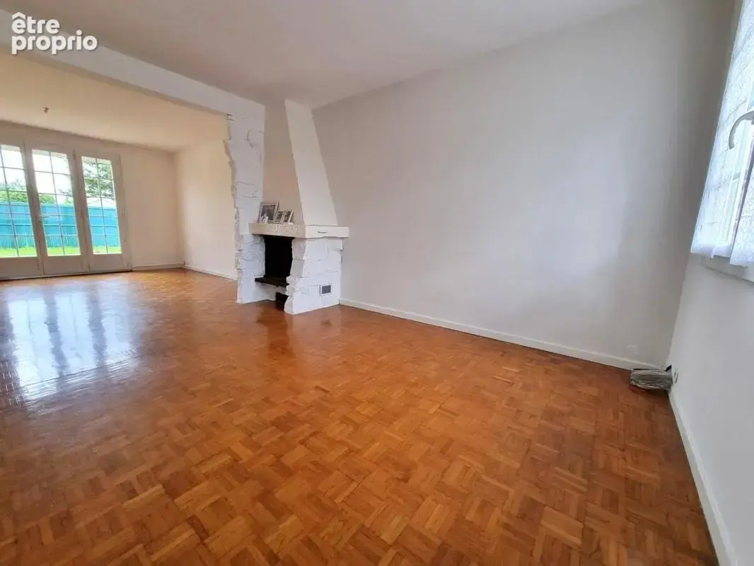 Maison 5 pièces 94 m² à vendre à Chassieu (69680) - photo 4
