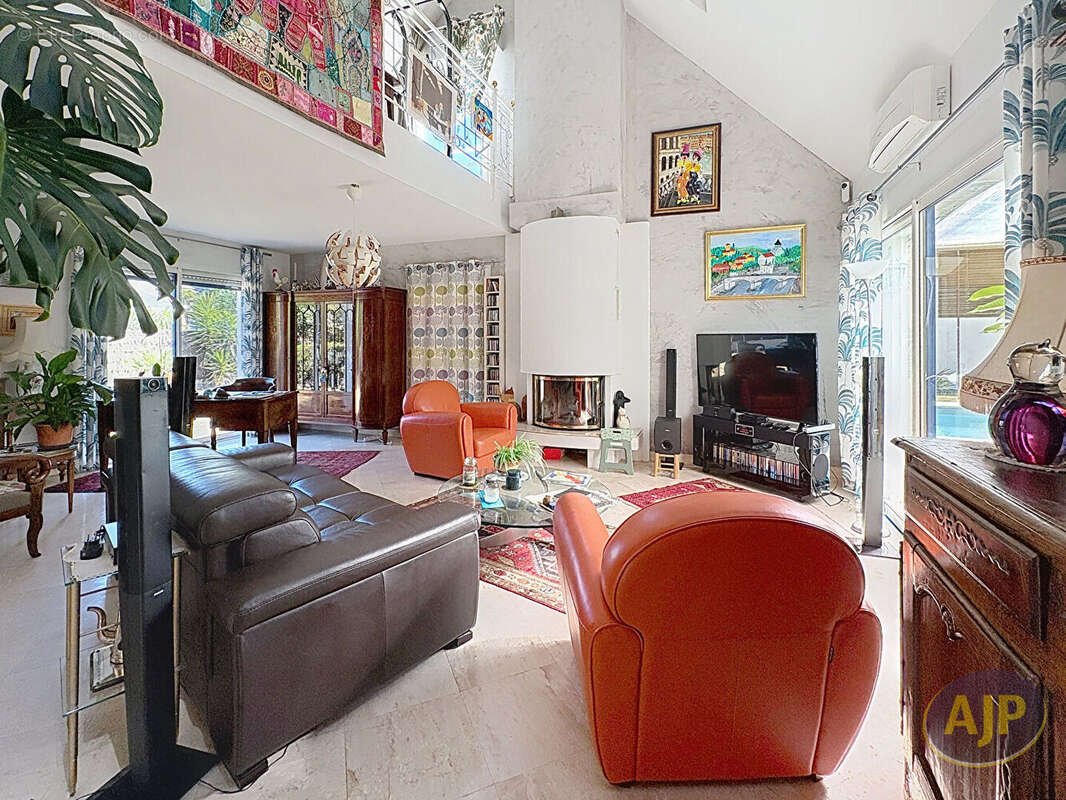 Maison à LE POULIGUEN