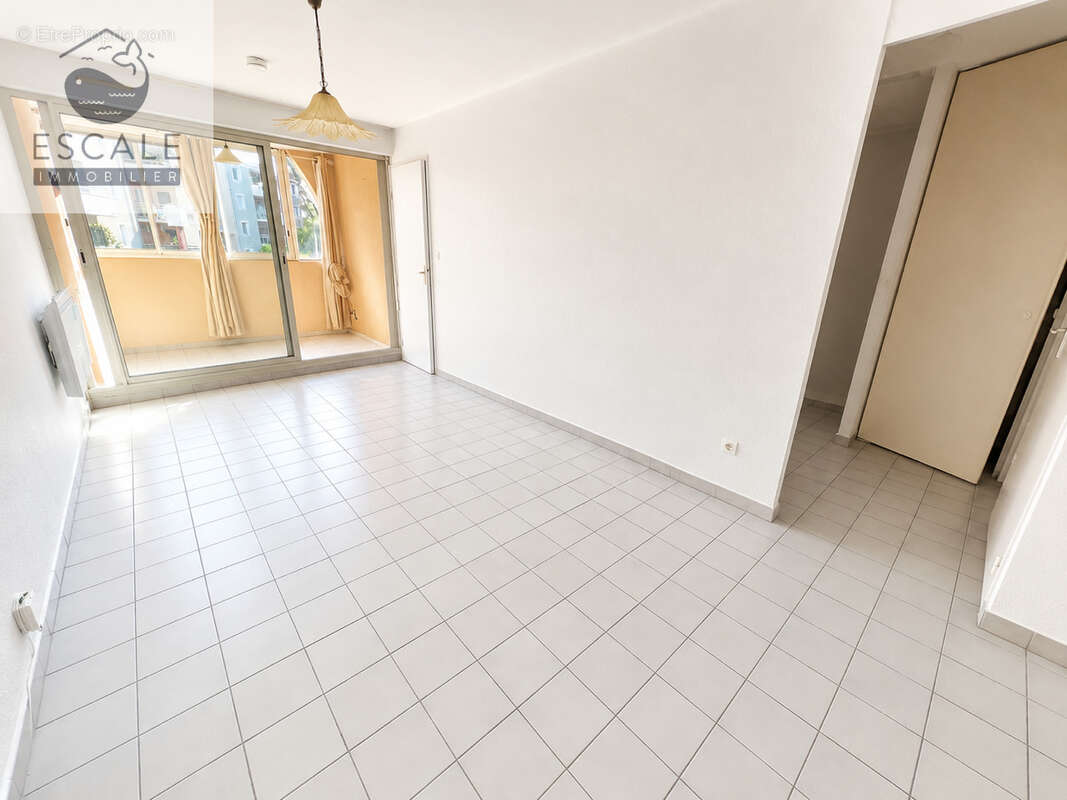 Vente type 2 cabine + garage en sus quartier mont saint-clair a sete - photo 3