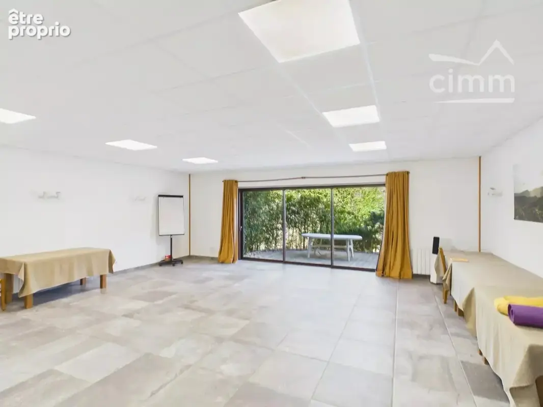 Complexe hôtelier pour séminaires - Capacité d'accueil : 40 personnes - photo 4