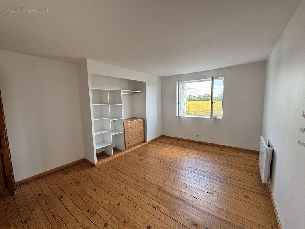 Maison à VILLARS-LES-DOMBES