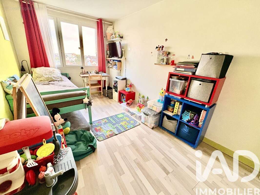Appartement 64 m² à Sartrouville  - photo 9