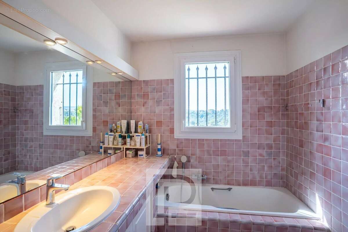 Propriété de charme avec vue panoramique - photo 16