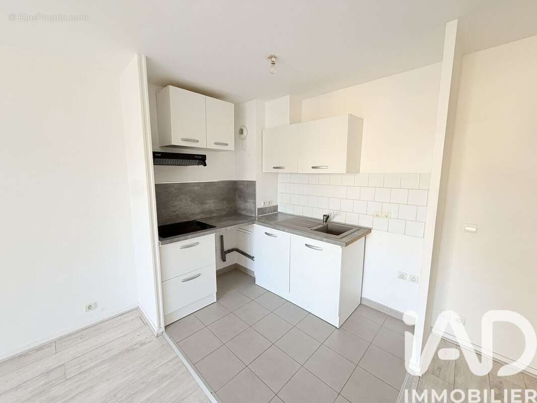 Photo 5 - Appartement à BRIE-COMTE-ROBERT