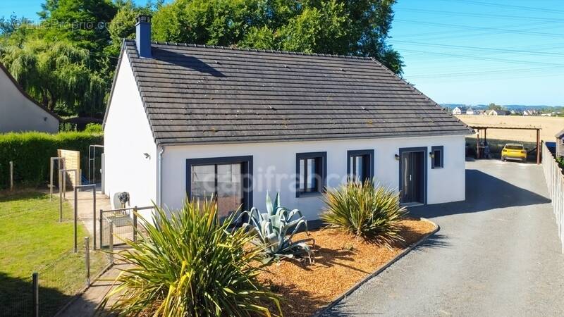 Maison à LAIGNE-EN-BELIN