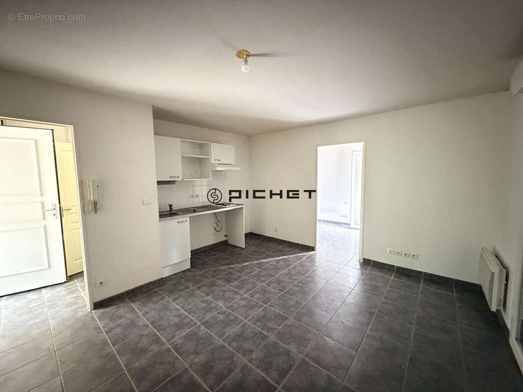 Appartement à MARTIGNAS-SUR-JALLE