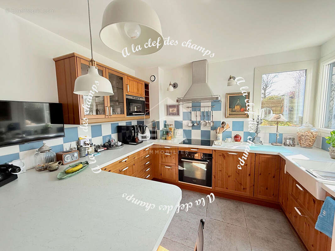 Maison à GIF-SUR-YVETTE