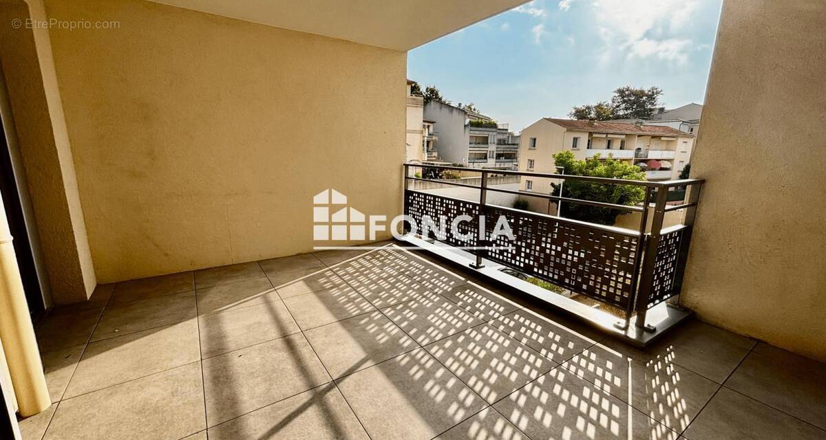 Appartement à SIX-FOURS-LES-PLAGES