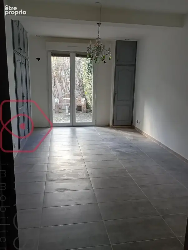 À vendre  Maison familiale avec jardin, garage et stationnement  Porte d'Espagne - photo 4