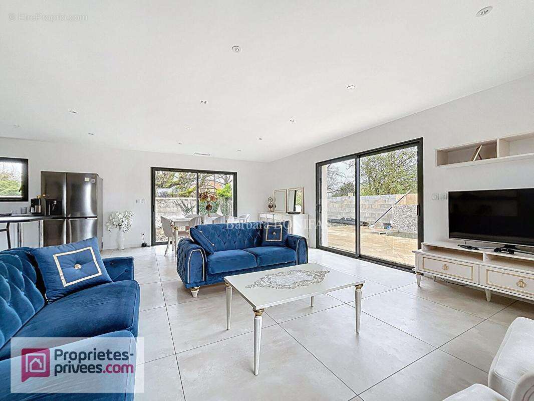 Maison Saint Sulpice La Pointe 4 pièces 124 m2 - photo 3
