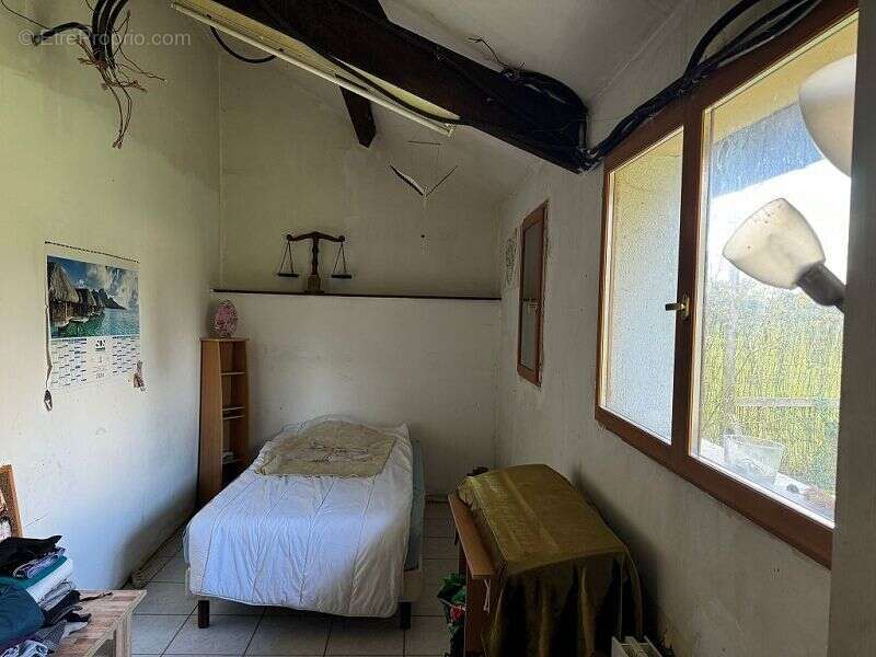 Maison 94 m² à Pont-Sur-Yonne  - photo 5