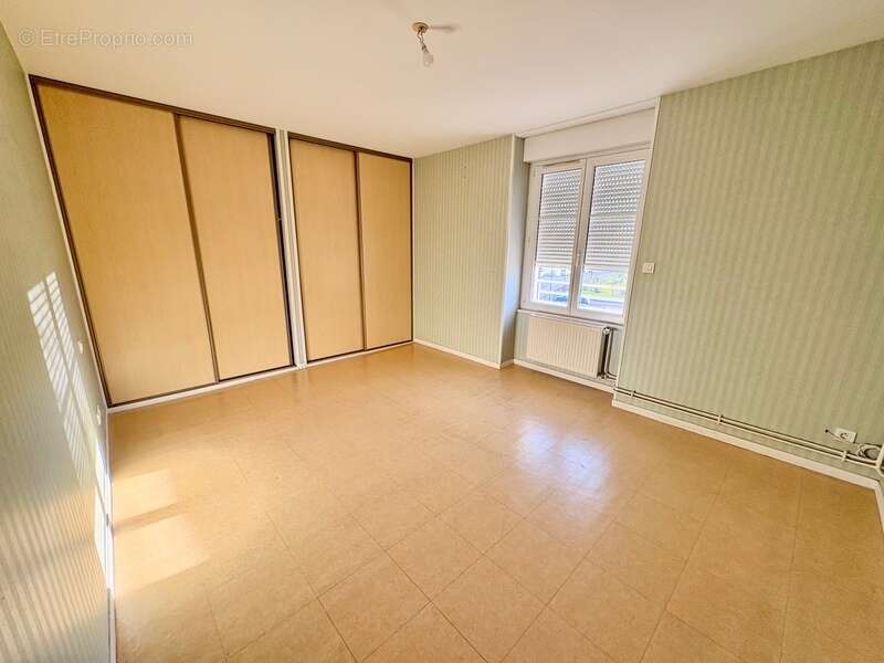 Appartement à GUEUGNON
