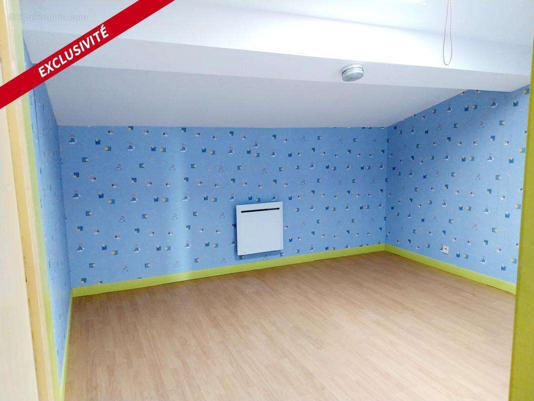 Appartement à CHAMPAGNOLLES