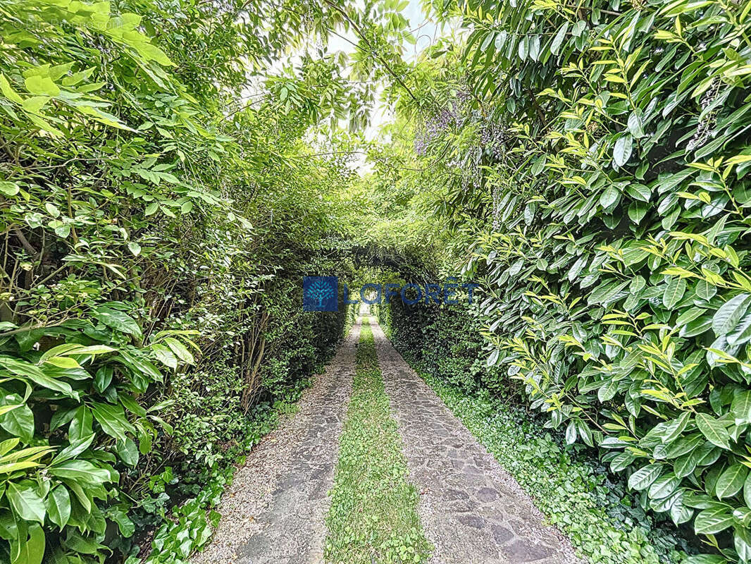 Maison à SAVIGNY-SUR-ORGE