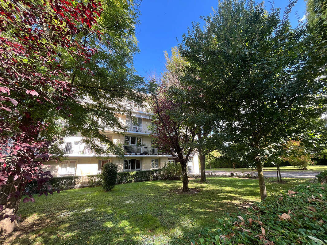 Appartement à RUEIL-MALMAISON
